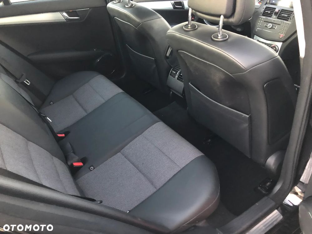 Mercedes-Benz Klasa C 200 Kompressor Avantgarde - 14