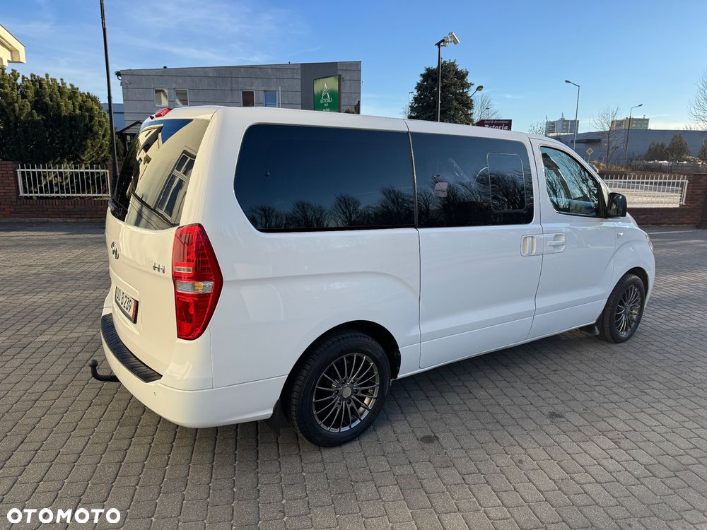 Hyundai H-1 Cargo teilverglast Autm HK - 8