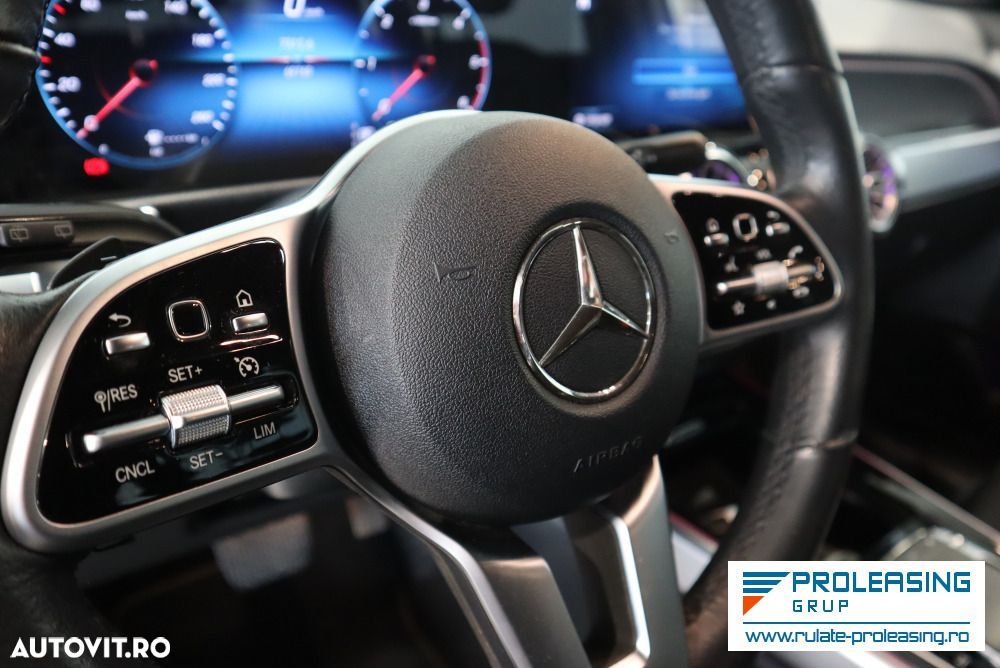 Mercedes-Benz GLB - 9