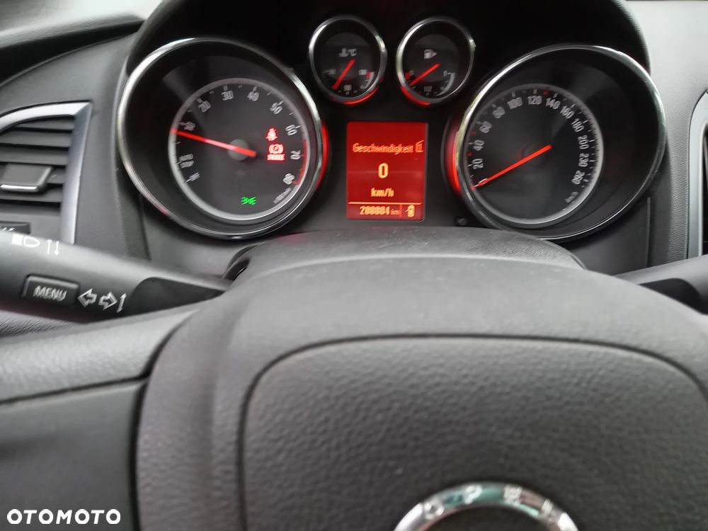 Opel Astra - 24