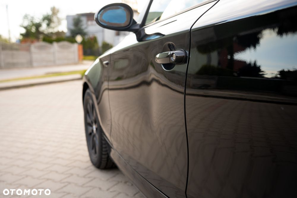 BMW Seria 1 118d DPF - 8
