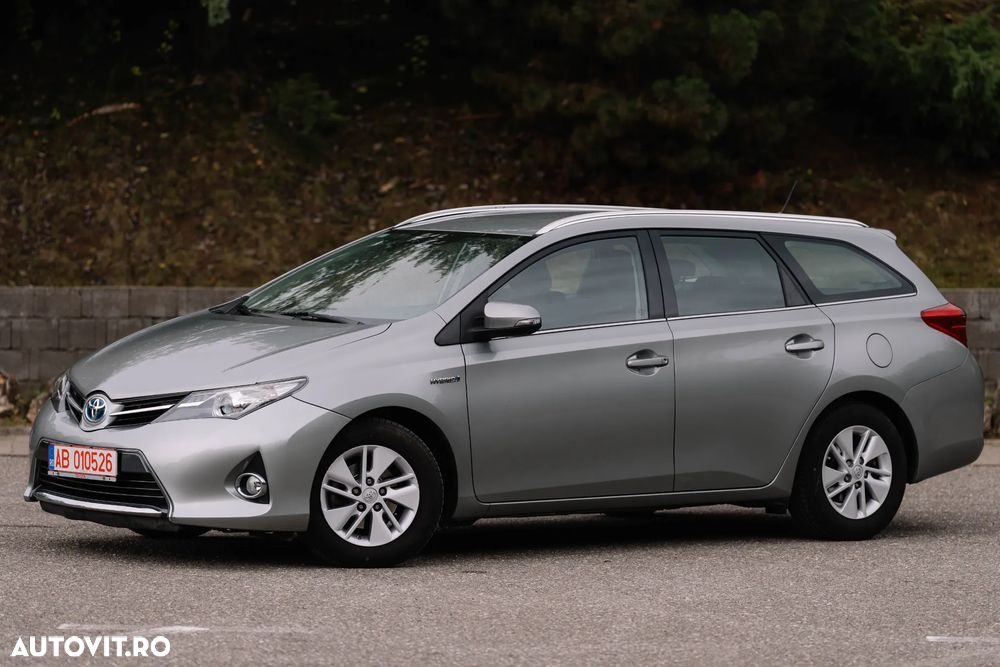 Toyota Auris - 1
