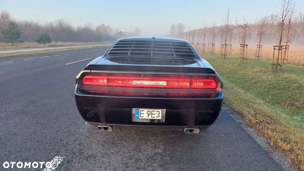 Dodge Challenger - 3