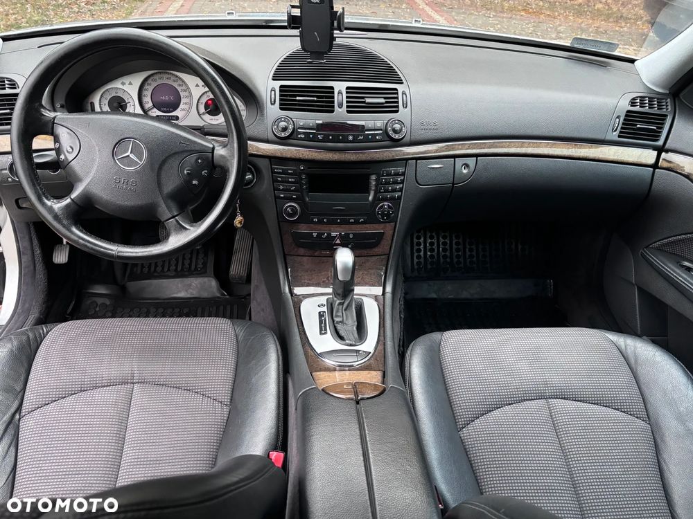 Mercedes-Benz Klasa E 220 T CDI Automatik Avantgarde - 11