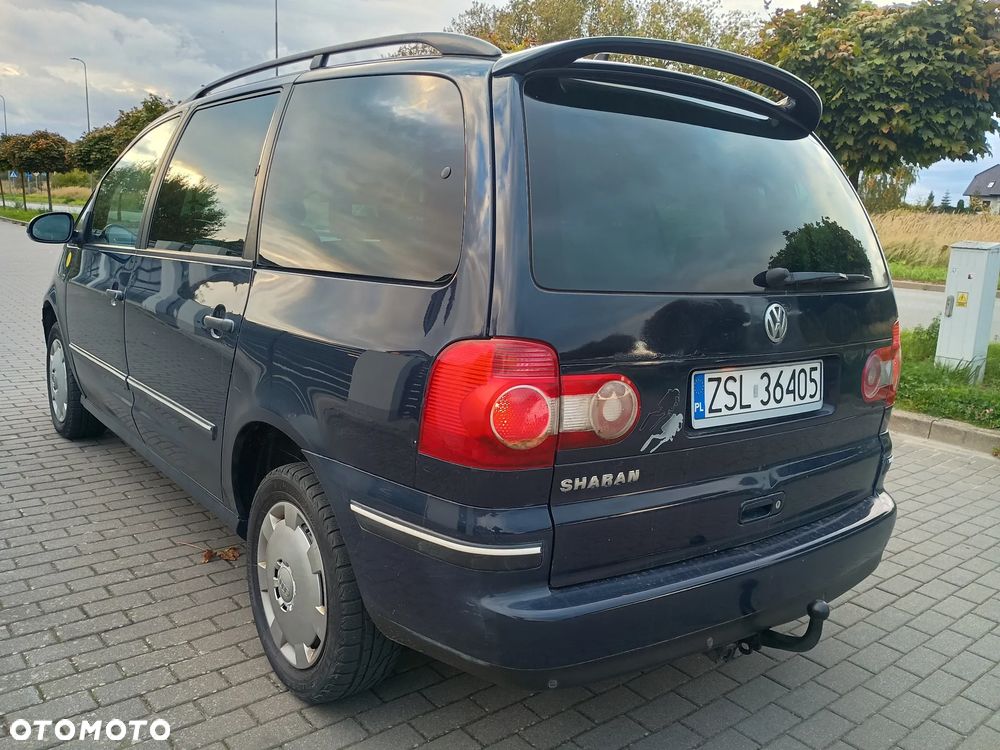 Volkswagen Sharan 2007 photo 2