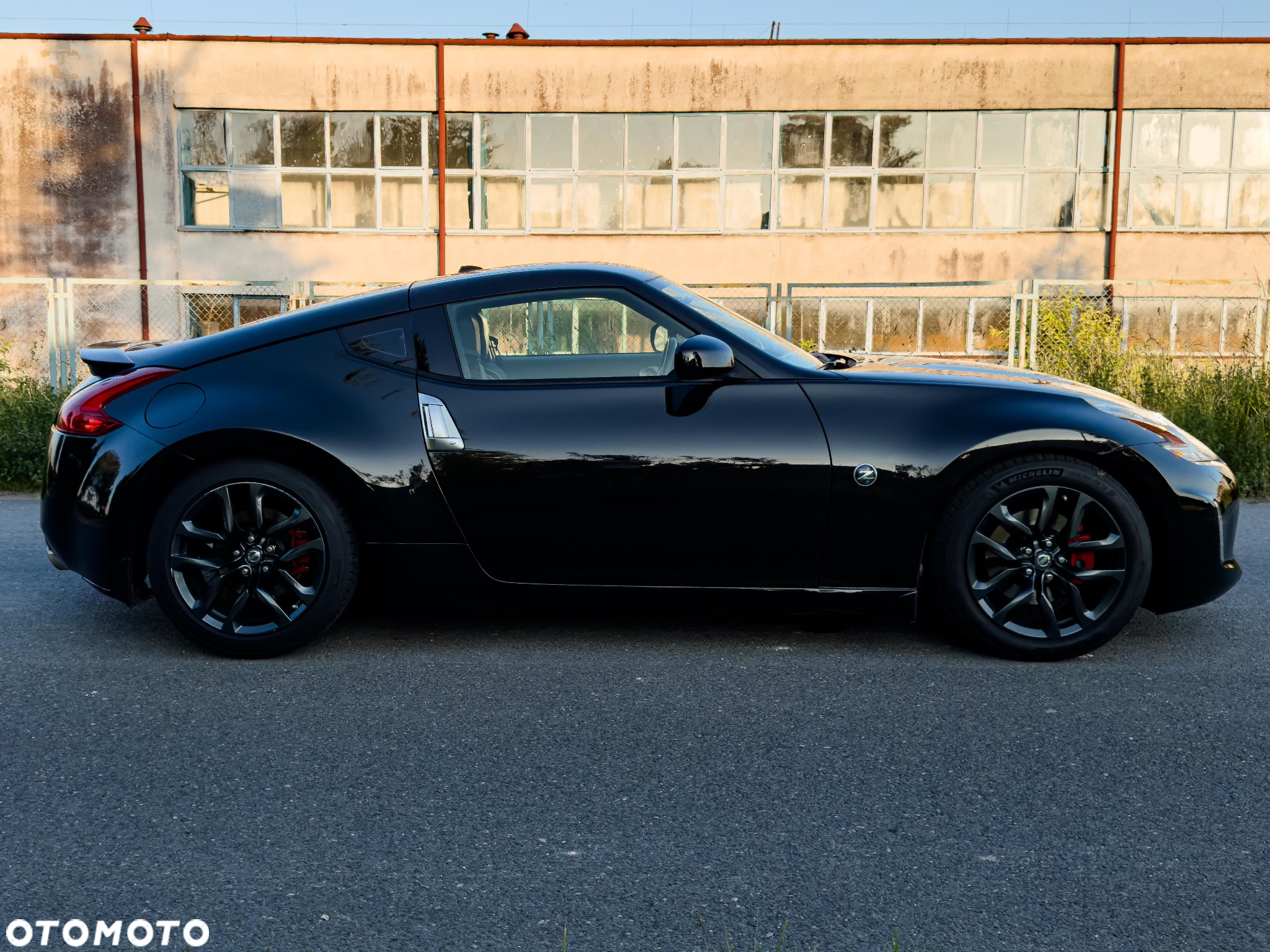 Nissan 370 Z 3.7 V6 - 16