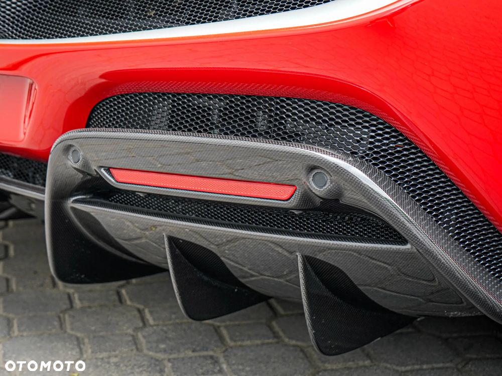 Ferrari 296 GTB - 13