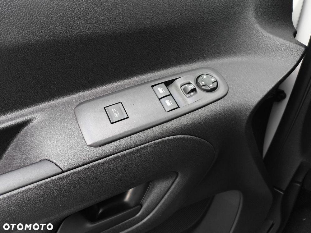 Toyota PROACE CITY - 22