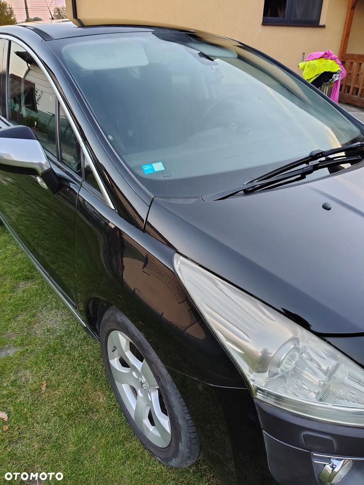 Peugeot 3008 2011