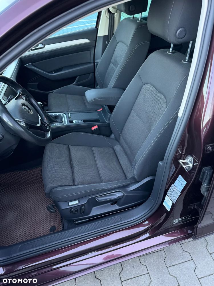 Volkswagen Passat 2.0 TDI BMT Comfortline - 13