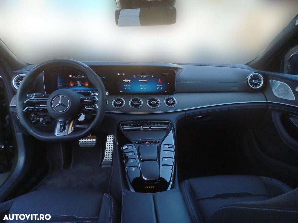Mercedes-Benz AMG GT 4-door Coupe 63 S 4Matic Speedshift MCT 9G - 11