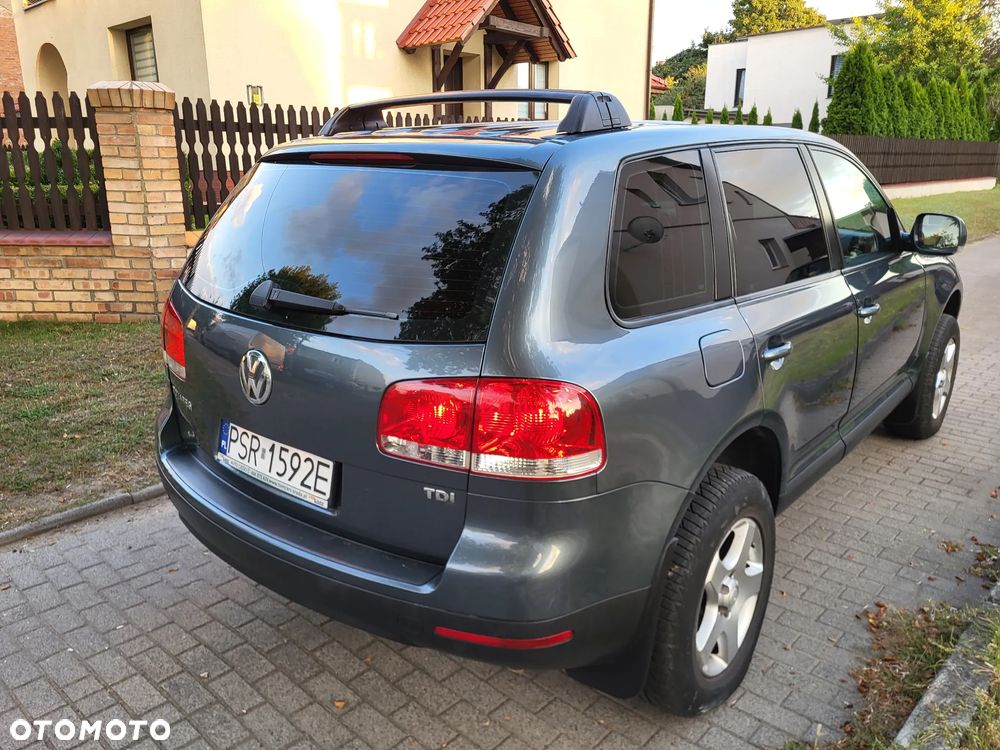 Volkswagen Touareg - 2
