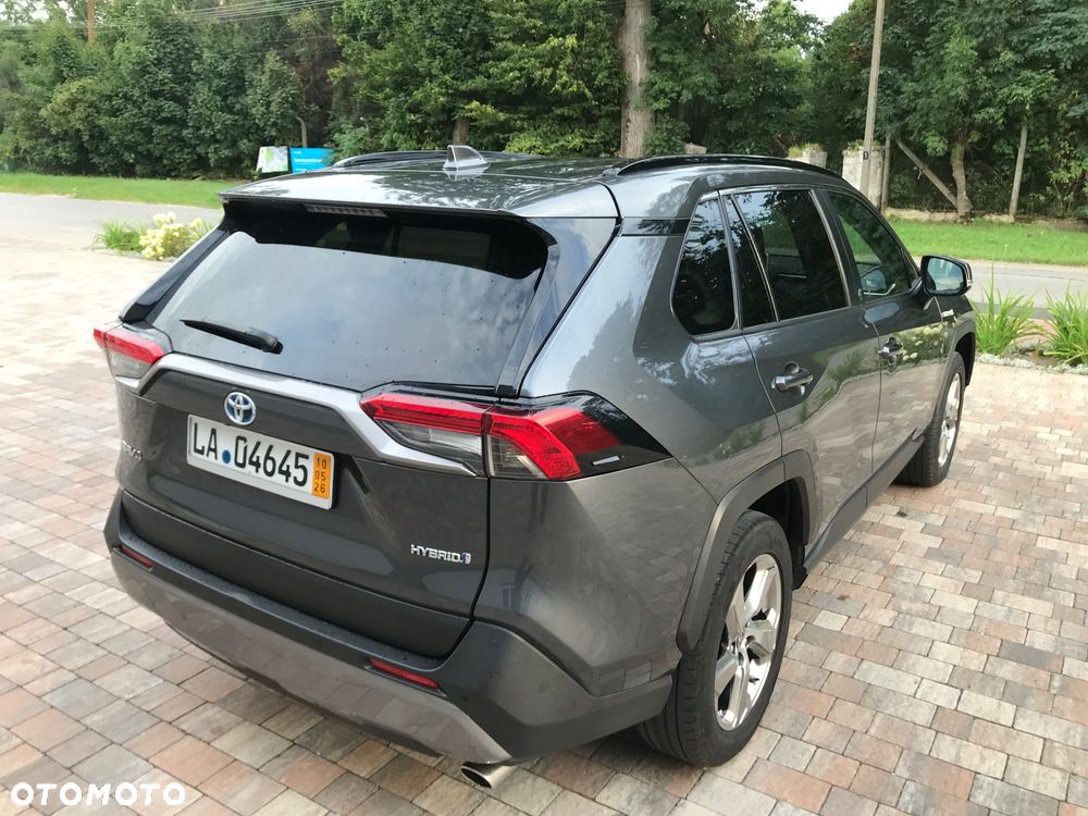Toyota RAV4 - 4
