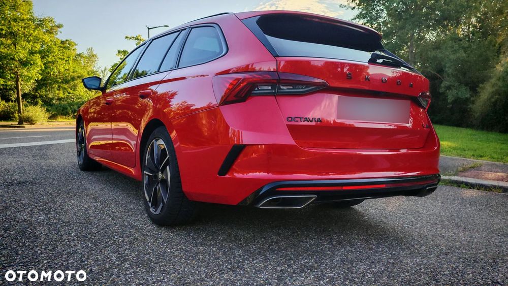 Skoda Octavia 2.0 TSI RS 245 DSG - 7