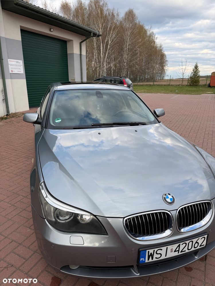 BMW Seria 5 525d - 8
