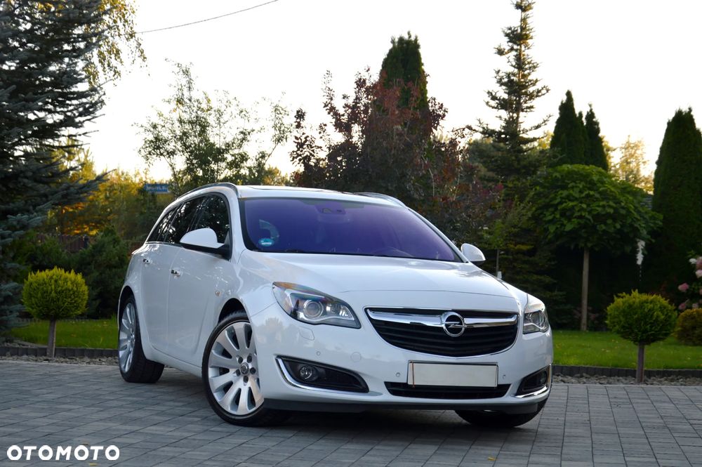 Opel Insignia - 1