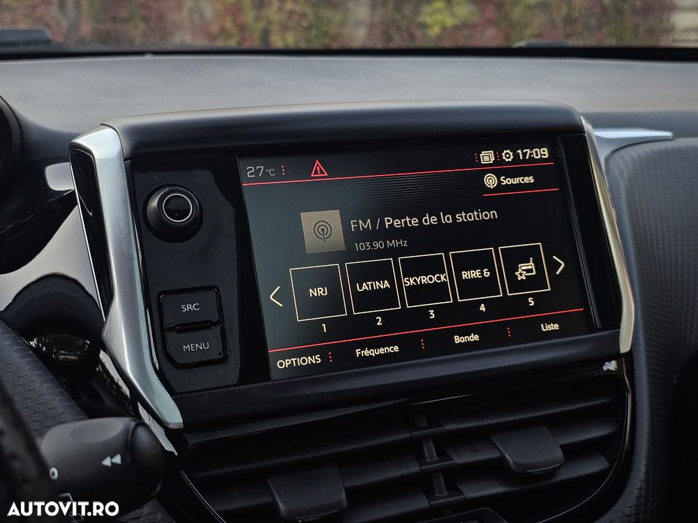 Peugeot 2008 - 14