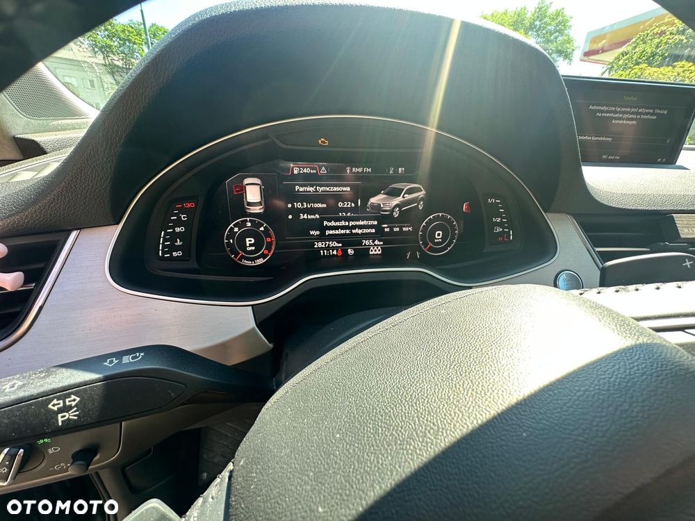 Audi Q7 - 6