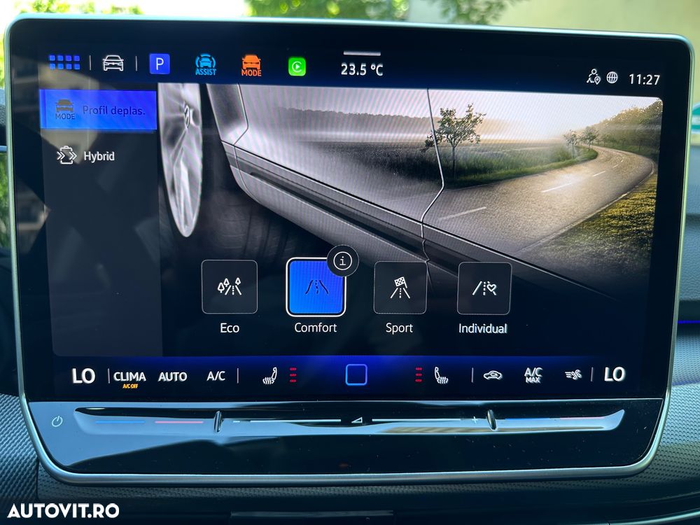 VOLKSWAGEN Golf 2025 — imagine 25