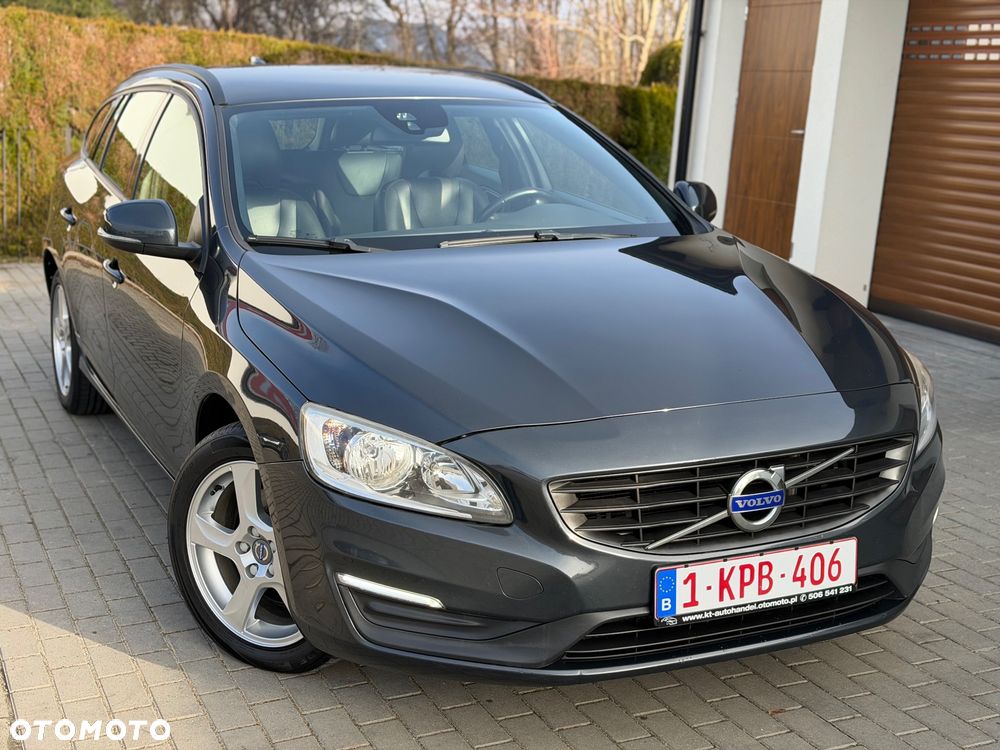 Volvo V60 D2 Drive-E Kinetic - 1