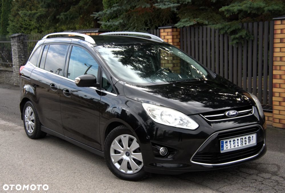 Ford Grand C-MAX - 13