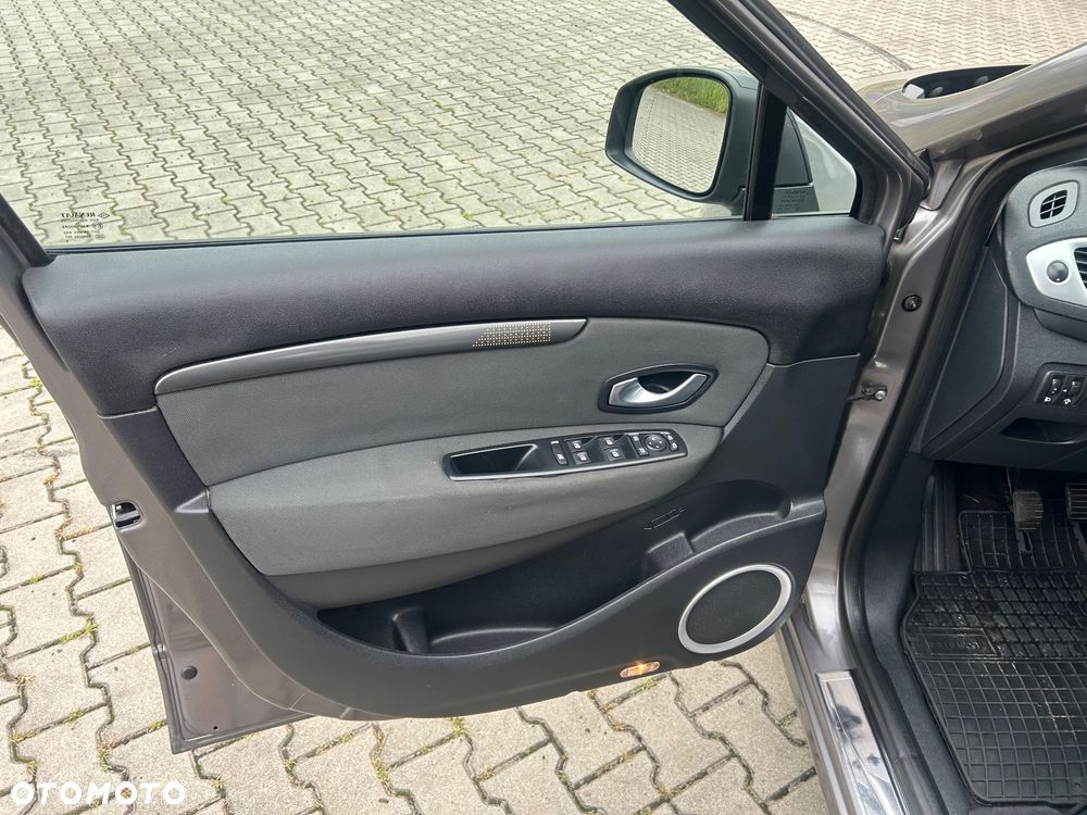 Renault Scenic 1.9 dCi Expression - 10