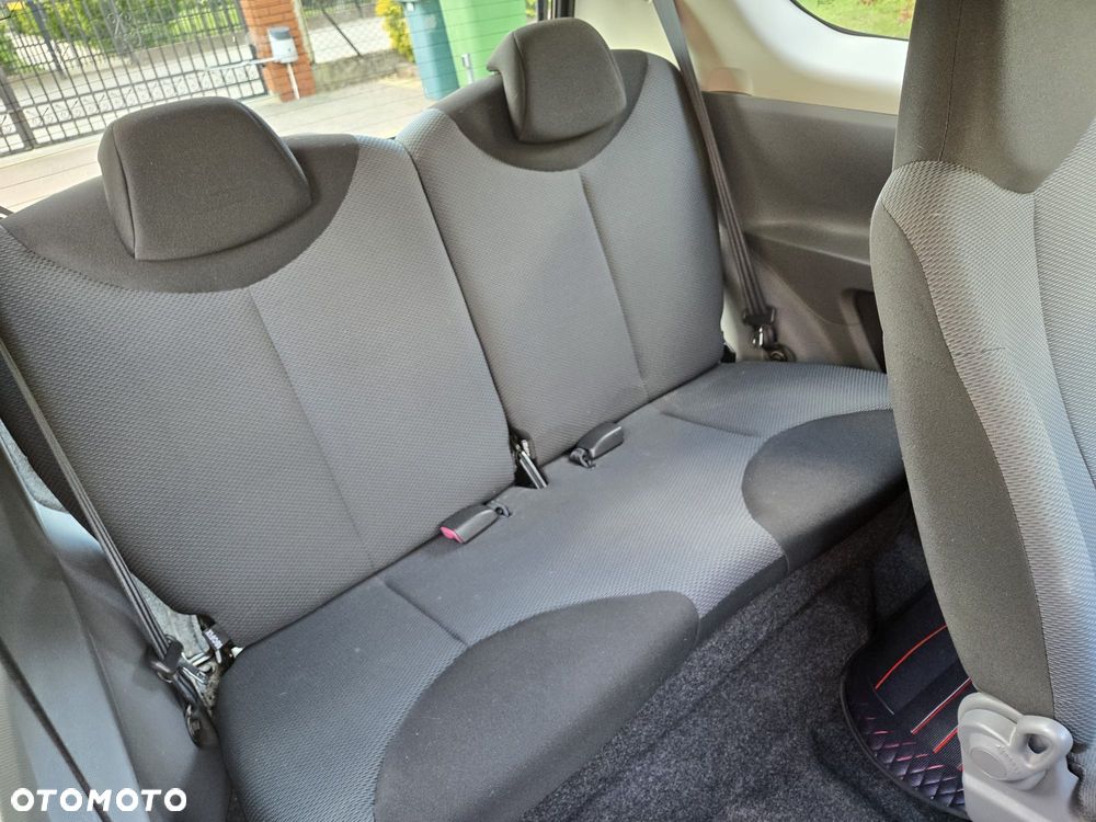 Toyota Aygo - 8