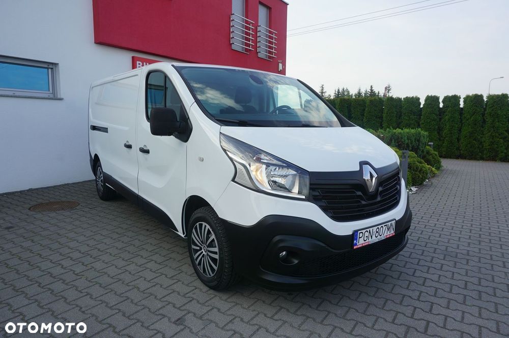 Renault TRAFIC - 1