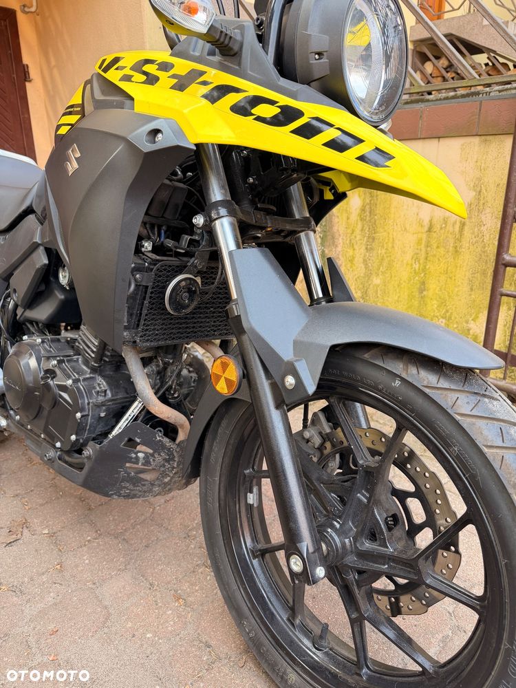 Suzuki V-STROM - 11