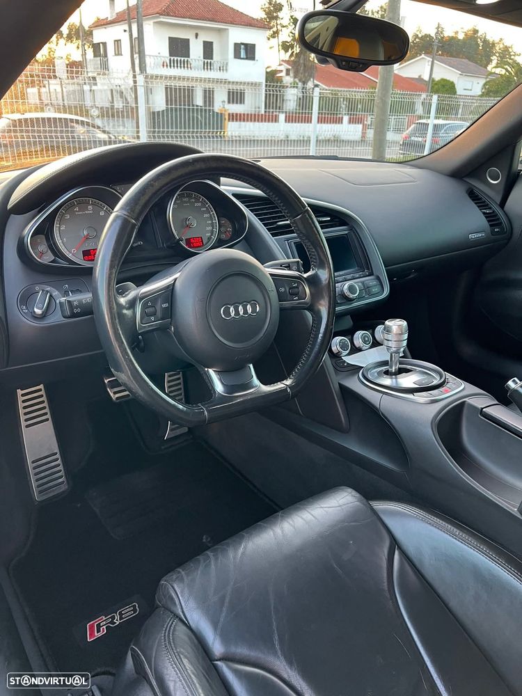 Audi R8 Coupé 4.2 FSI V8 quattro R-tronic - 21