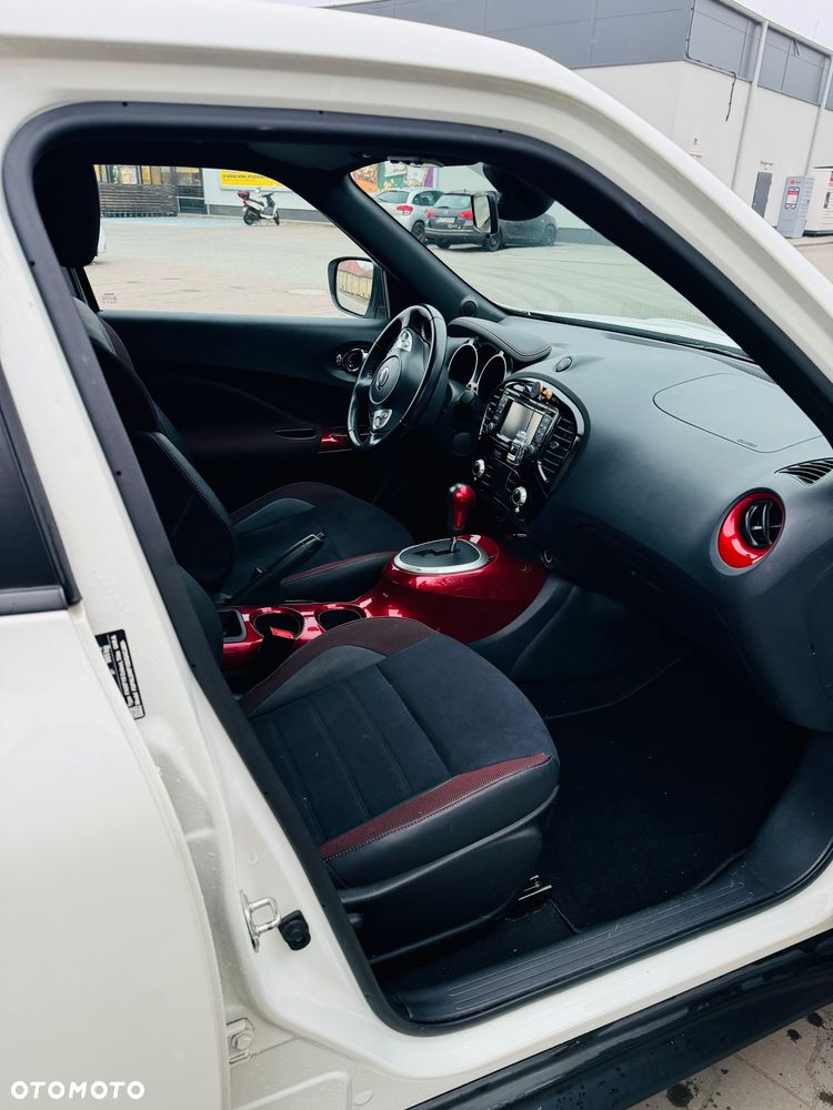 Nissan Juke 1.6 DIG-T N-Connecta 4WD Xtronic EU6 - 16