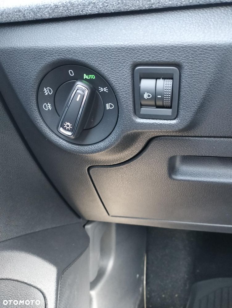 Skoda Kamiq 1.0 TSI Selection DSG - 11