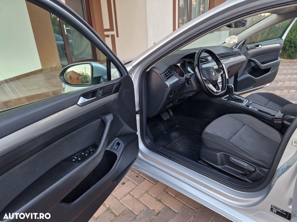 Volkswagen Passat - 10