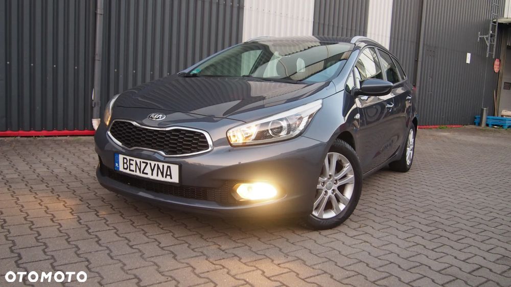 Kia Ceed 1.4 CVVT Dream Team Edition - 4