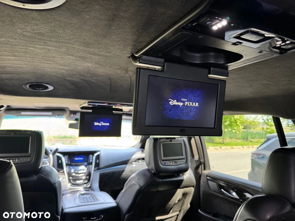 Cadillac Escalade ESV 6.2 V8 AWD AT Platinum - 12