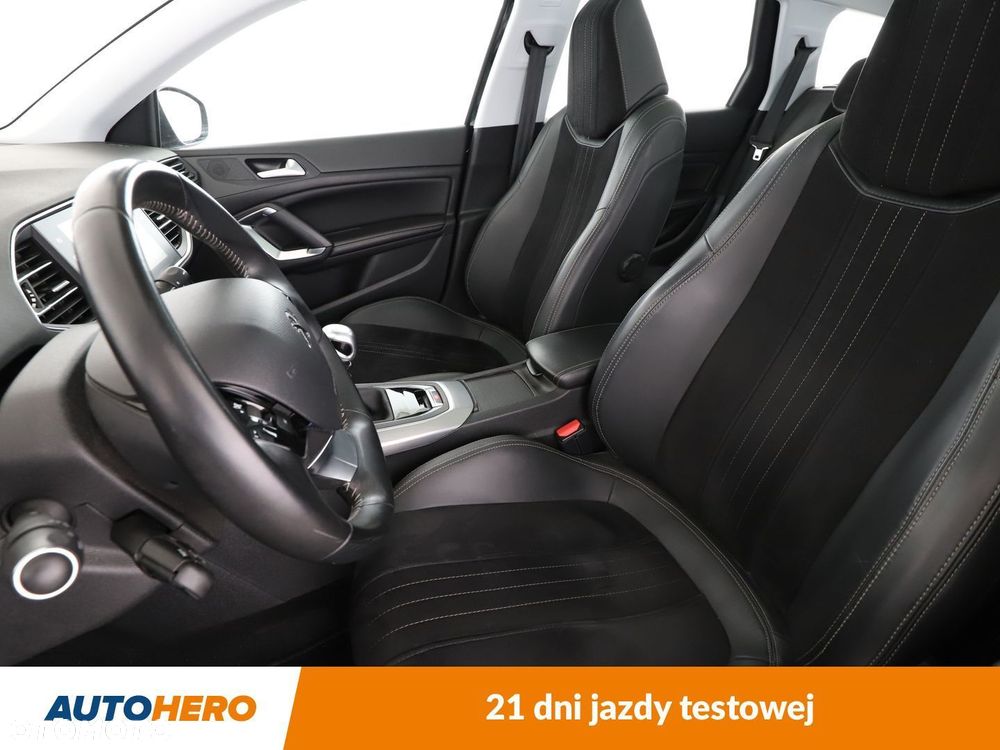 Peugeot 308 2.0 BlueHDi Allure S&S - 10