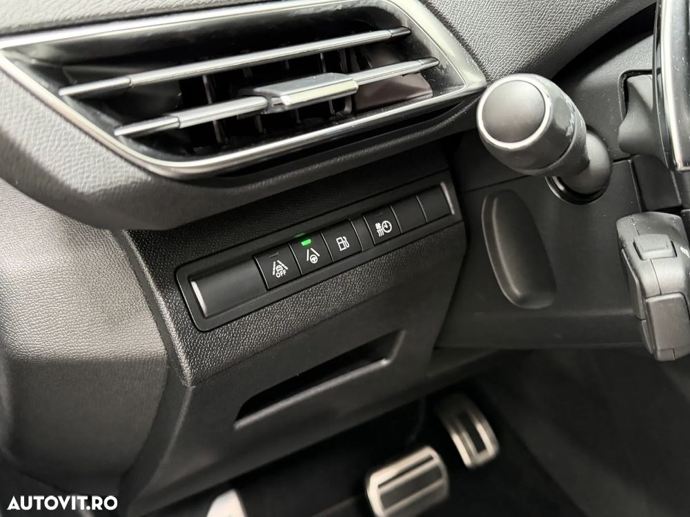 Peugeot 3008 225 e-EAT8 GT Pack - 35