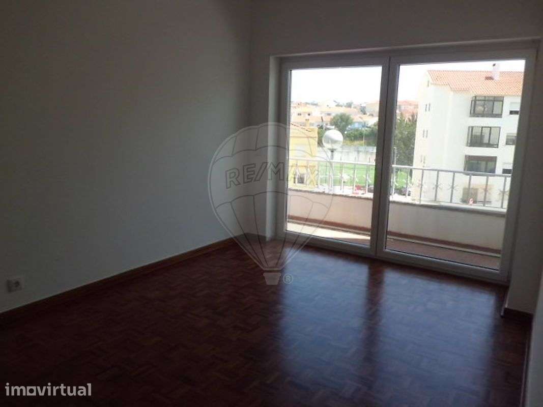 Apartamento T2 para arrendamento - Grande imagem: 2/34
