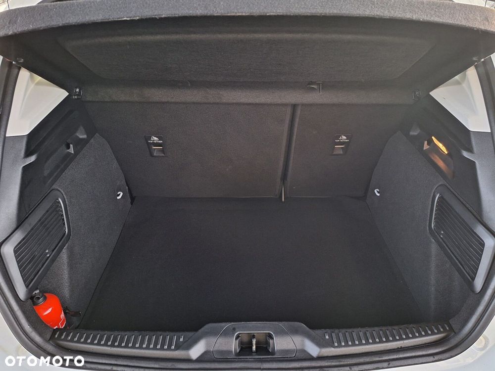 Ford Focus 1.0 EcoBoost Trend Edition - 16