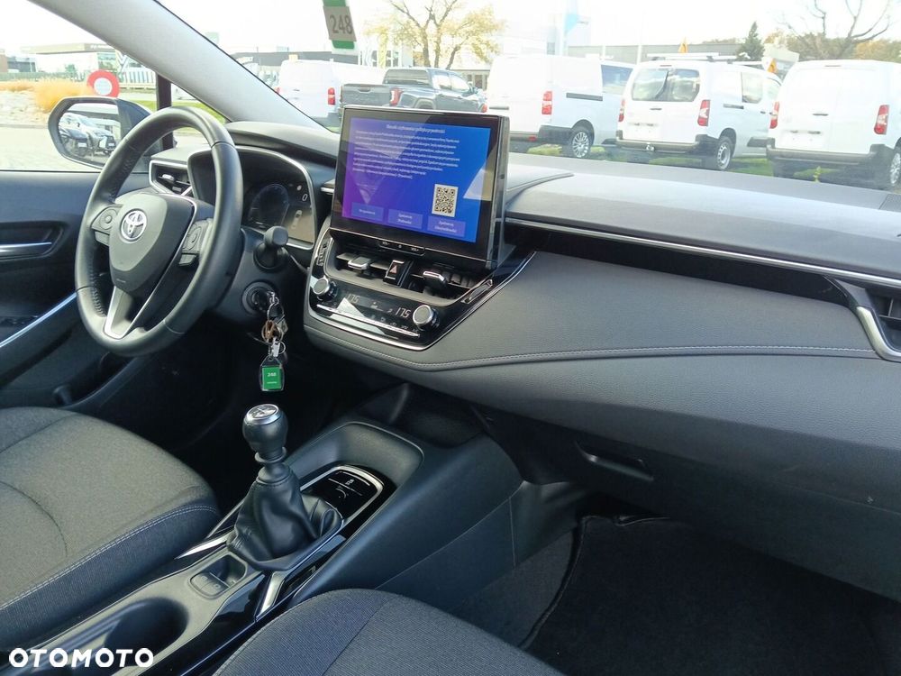 Toyota Corolla 1.5 Comfort - 11