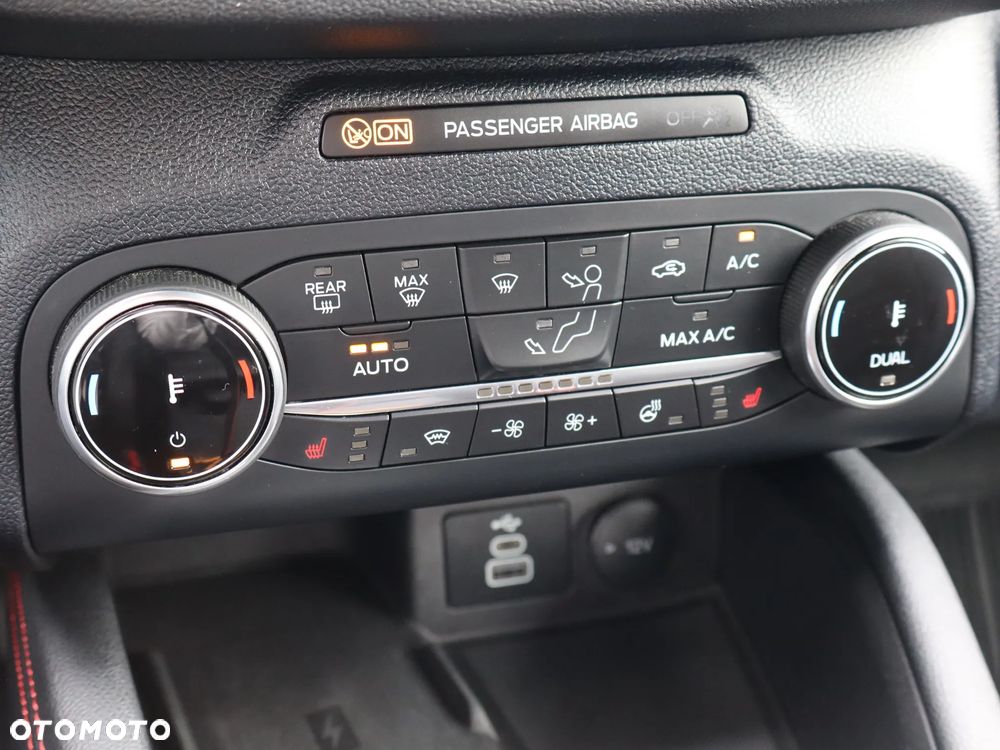 Ford Kuga 2.5 FHEV FWD ST-Line X - 25