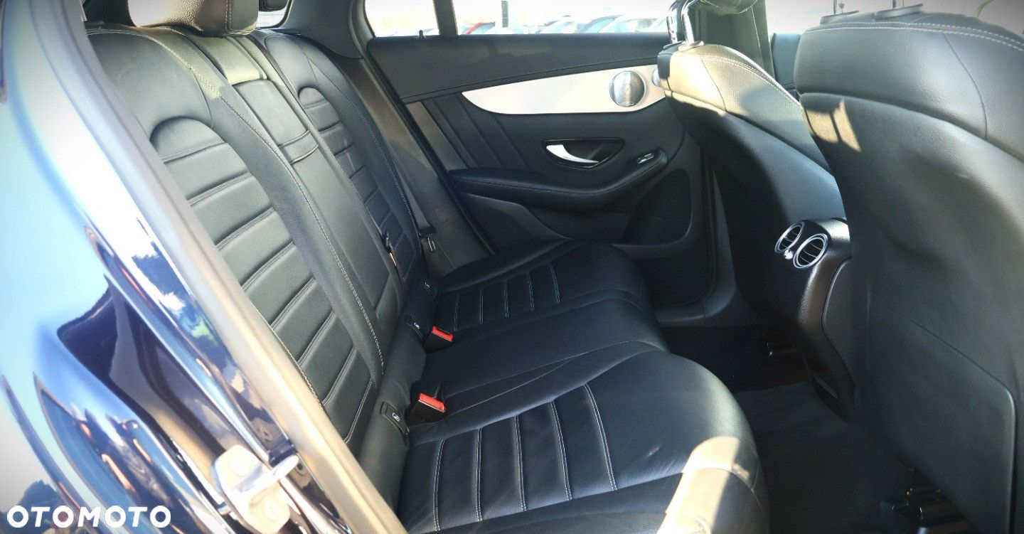 Mercedes-Benz GLC - 21