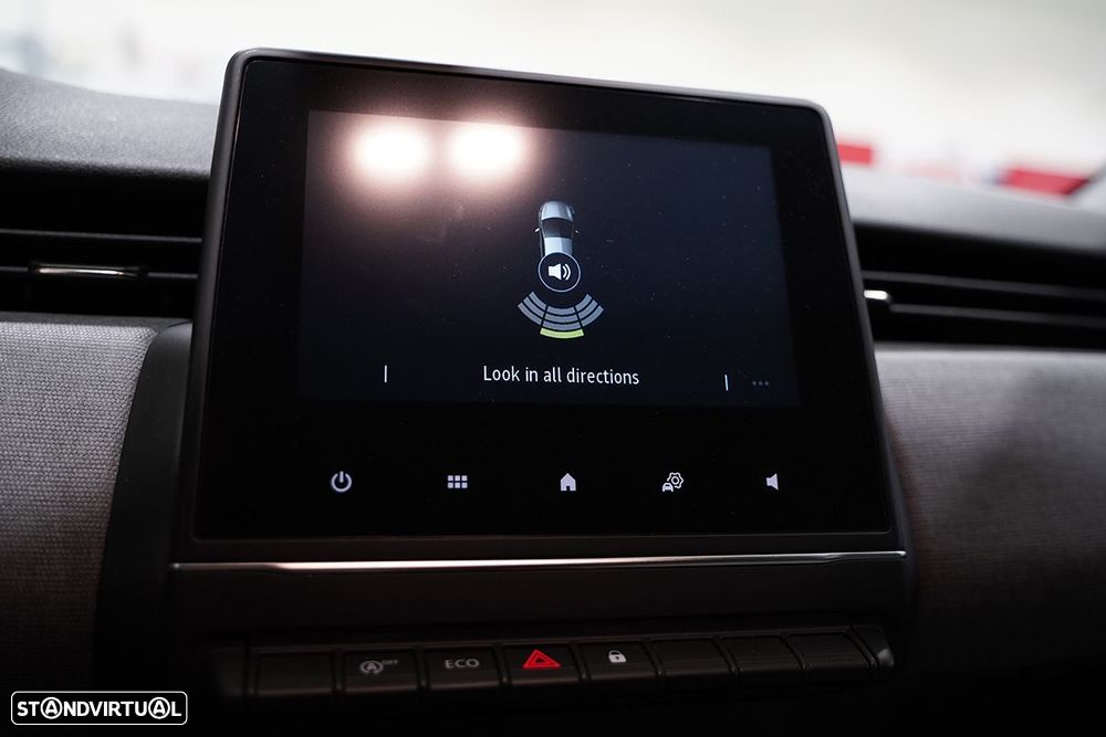 Renault Clio 1.0 TCe Evolution - 11