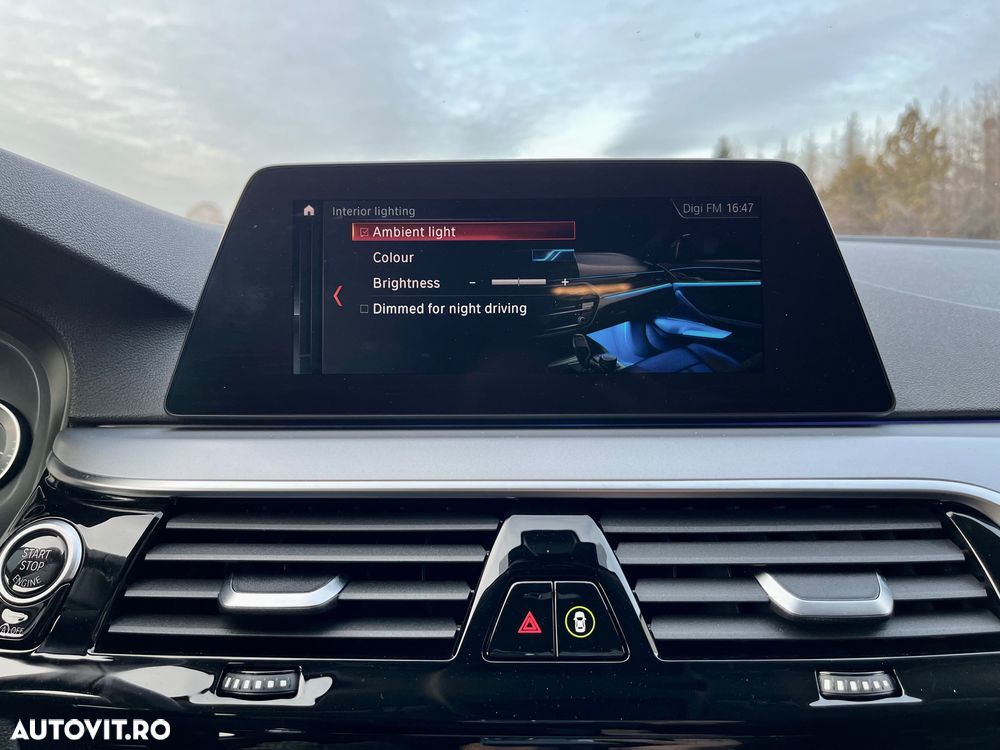 BMW Seria 5 530i xDrive Aut. Luxury Line - 22