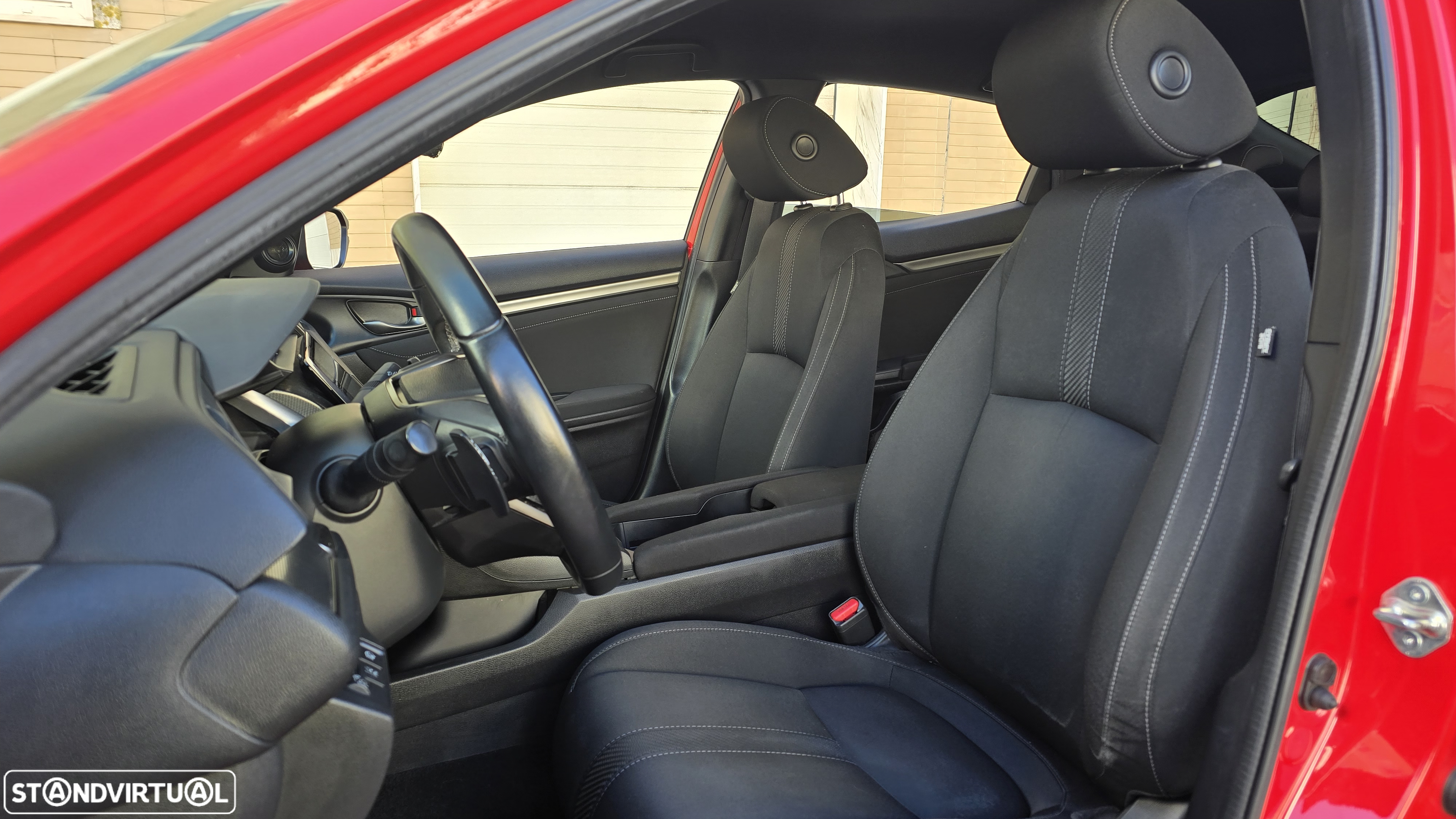 Honda Civic 1.6 i-DTEC Elegance 9AT - 18