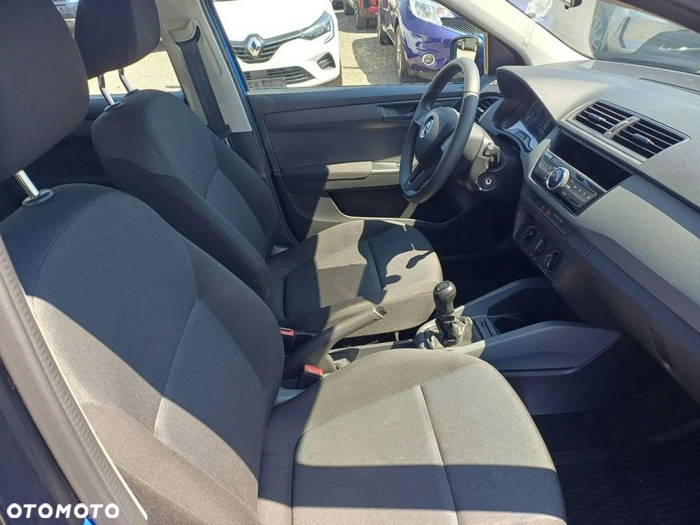 Skoda Fabia 1.0 MPI Active - 11