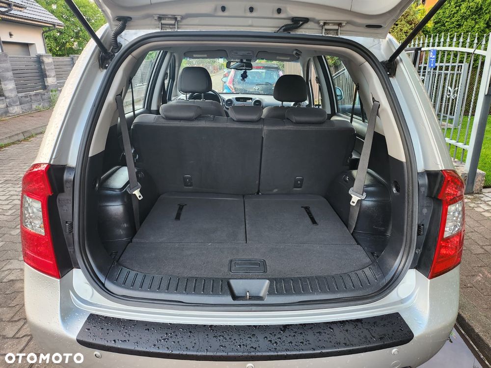 Kia Carens 2.0 EX - 12