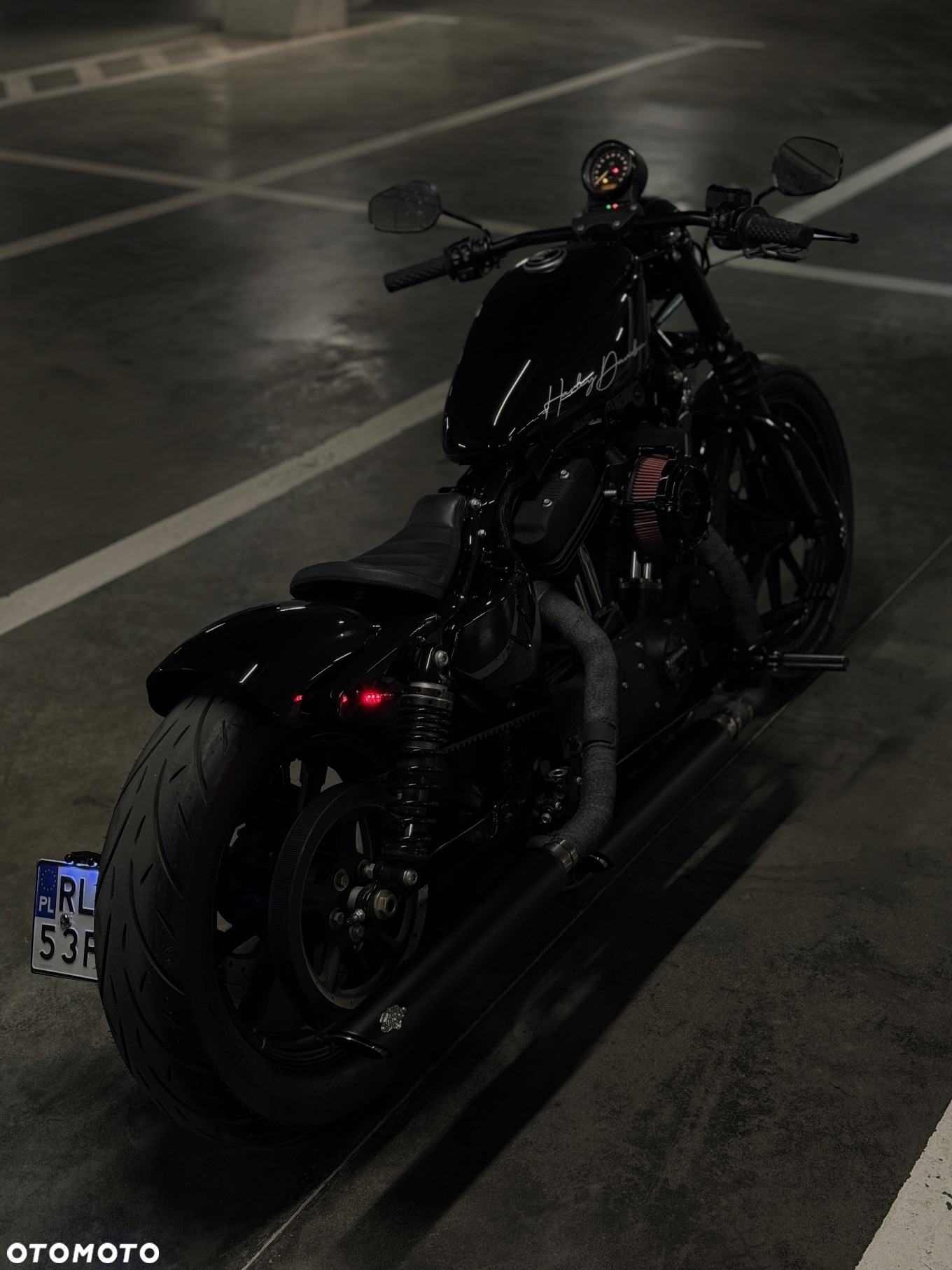 Harley-Davidson Sportster Iron 1200 - 4