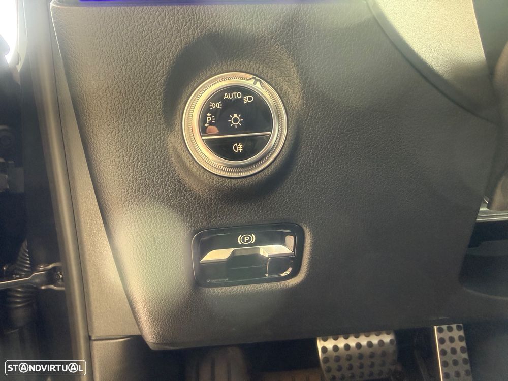 Mercedes-Benz C 300 d AMG Line - 26