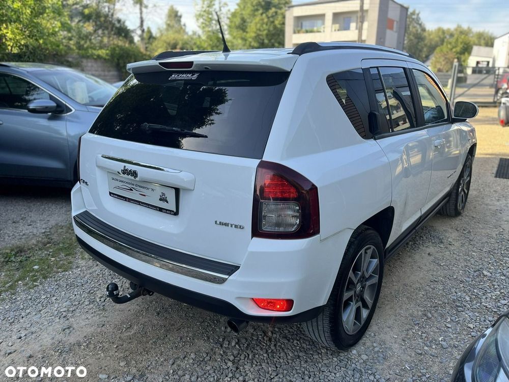 Jeep Compass - 4